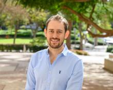 portrait of Omer Yaffe